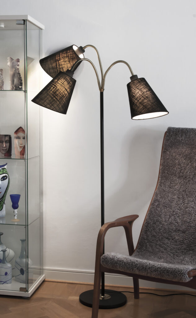 LJUSDAL floor lamp 3-arm