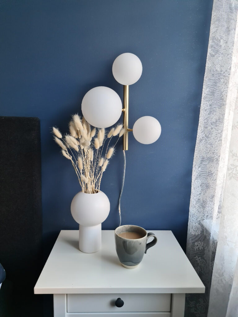 MOLEKYL wall lamp