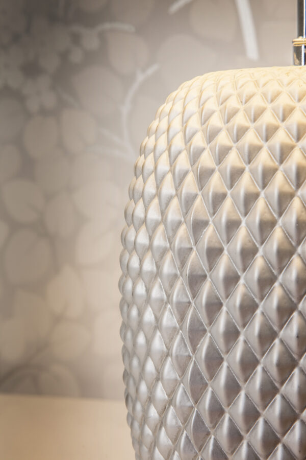 CORNELIA table lamp, pearl