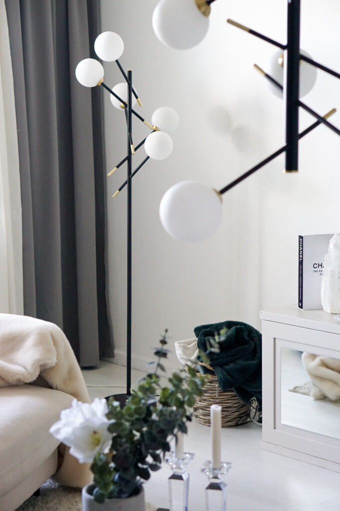 AKROBAT floor lamp