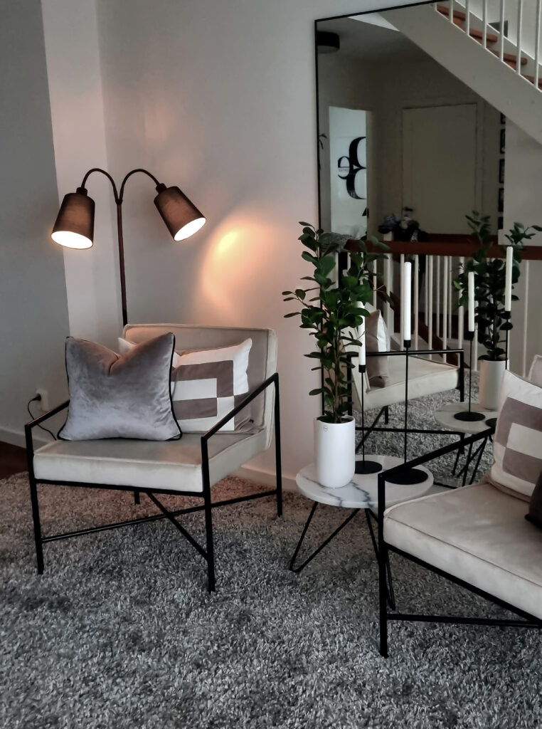 LJUSDAL floor lamp 2-arm incl. shade