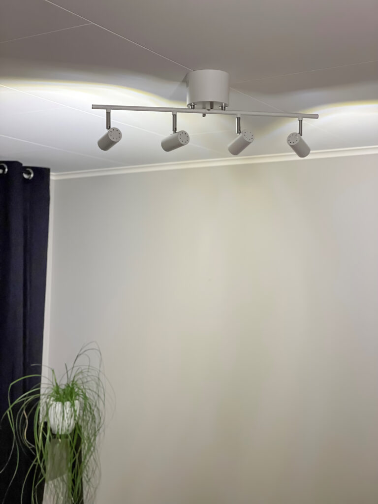 GUSTO ceiling spotlight 4-light tube
