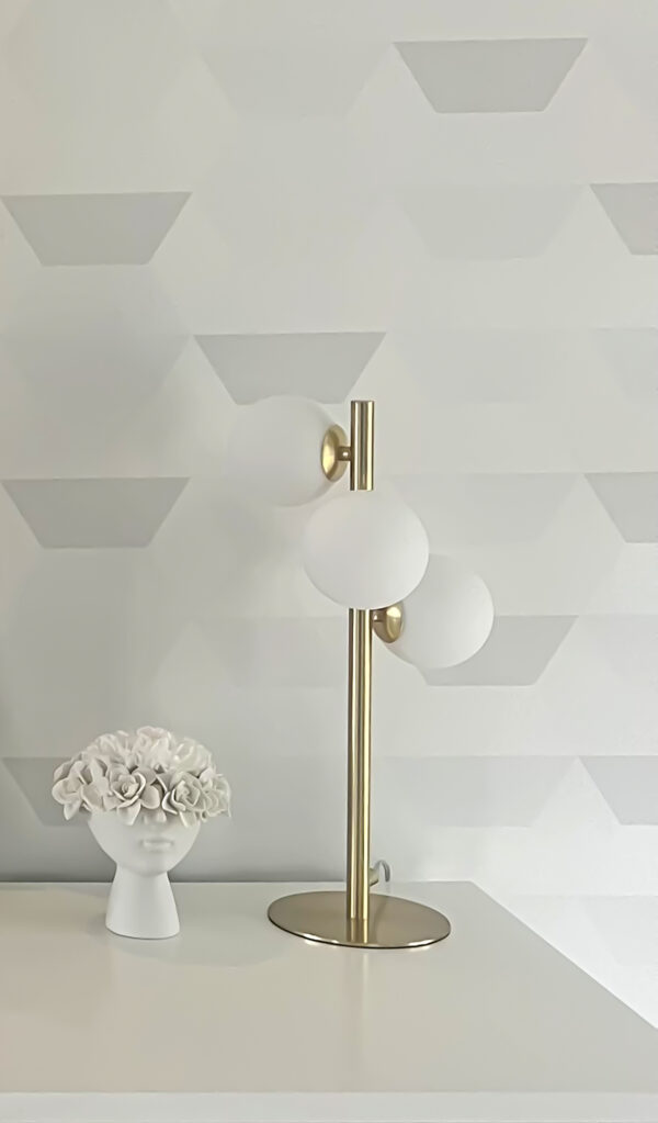 MOLEKYL table lamp 3-light