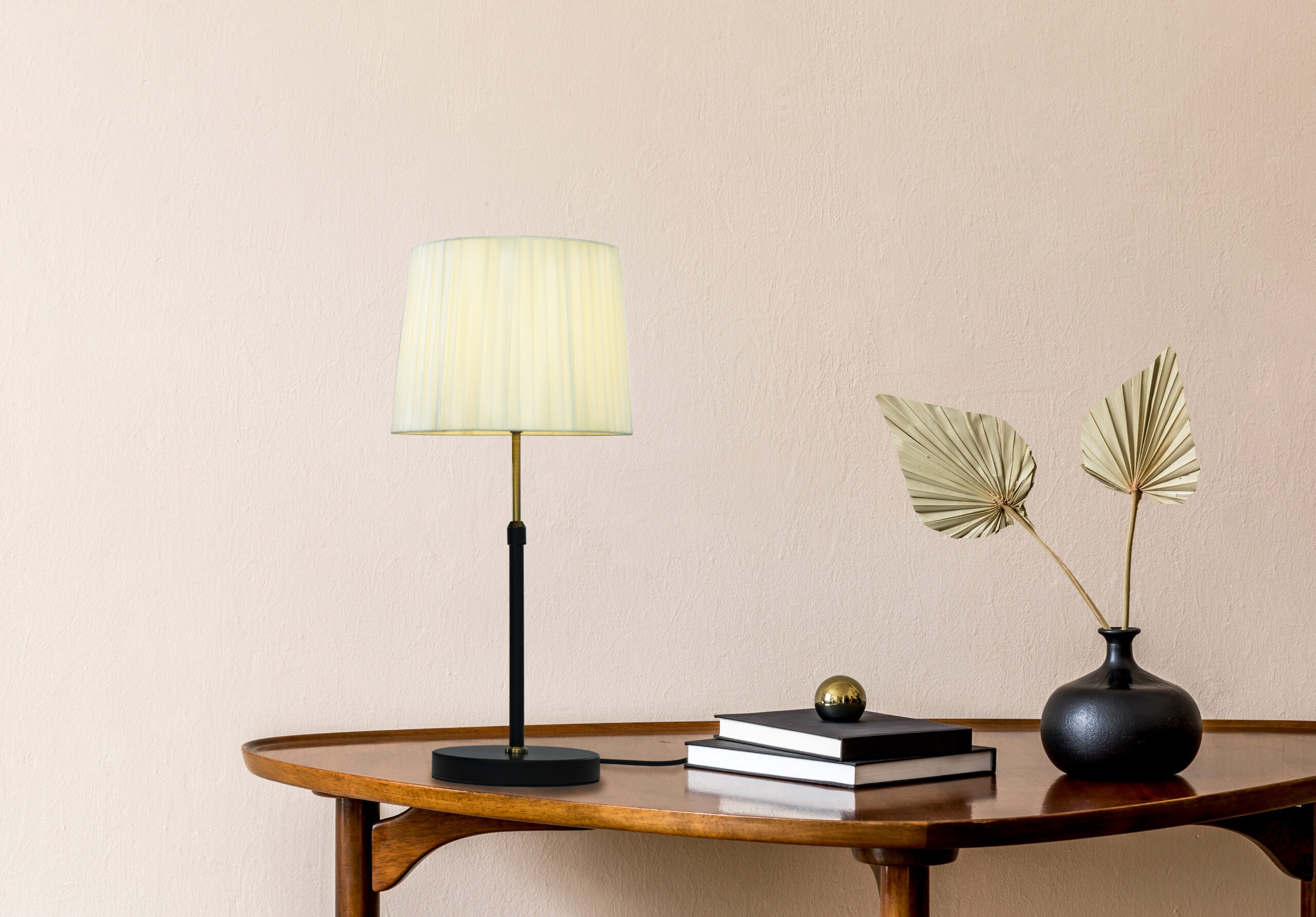 EZAI table lamp - Image 2