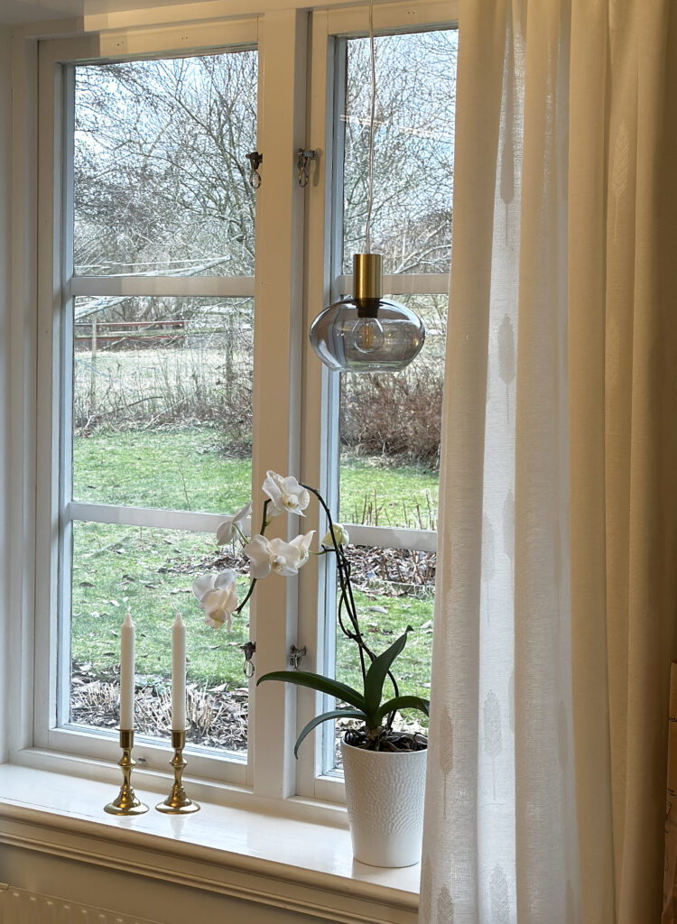BELL f&ouml;nsterlampa