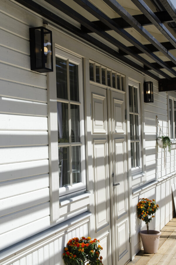 ARENDAL vägglampa